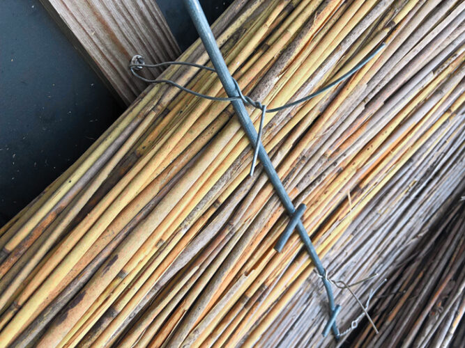 Thatched Reeds How to Thatch a Roof with Reeds - Grit
